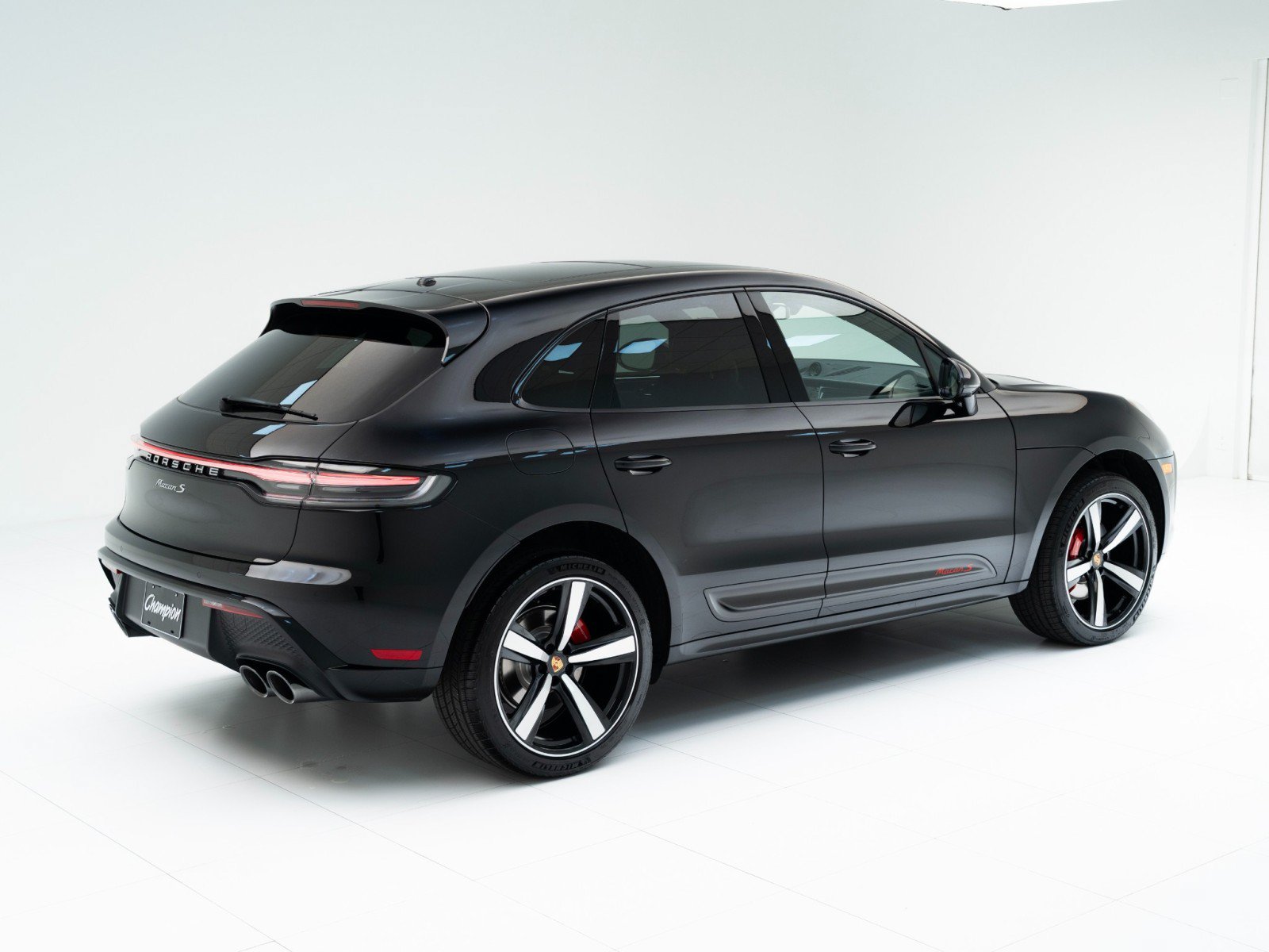 New 2026 Porsche Macan S AWD/4WD image 9