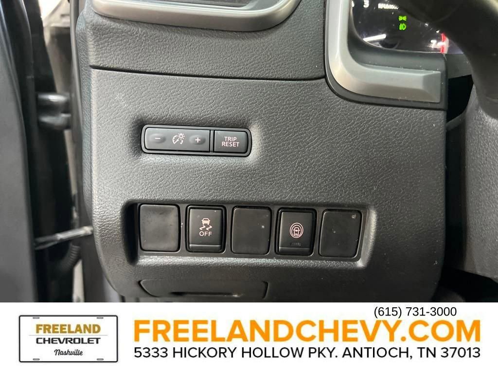 Used 2023 Nissan Murano SV image 13