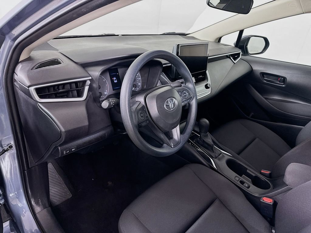 Used 2024 Toyota Corolla LE image 9