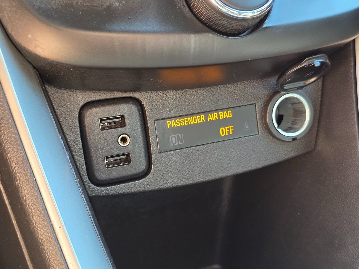 Used 2017 Chevrolet Trax LS FWD image 39