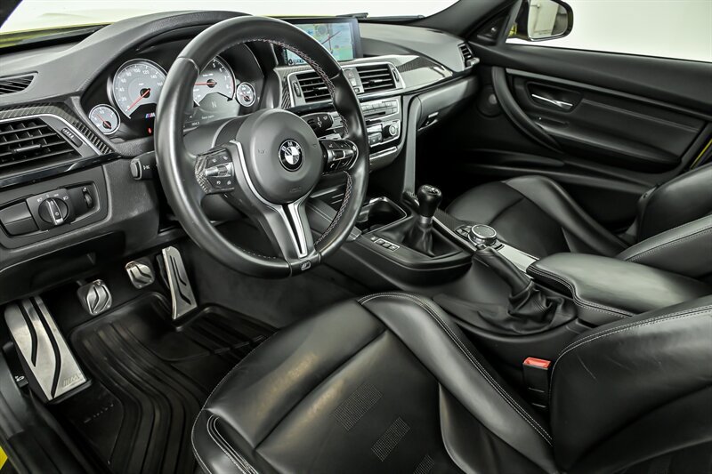 Used 2016 BMW M3 RWD image 15