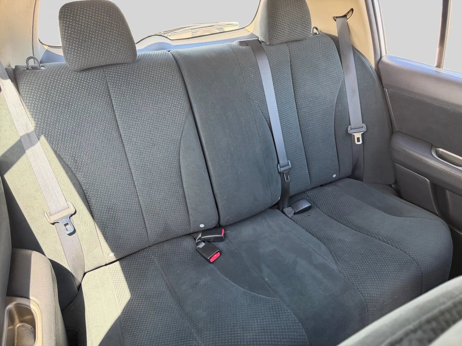 Used 2011 Nissan Versa 1.8 S FWD image 18