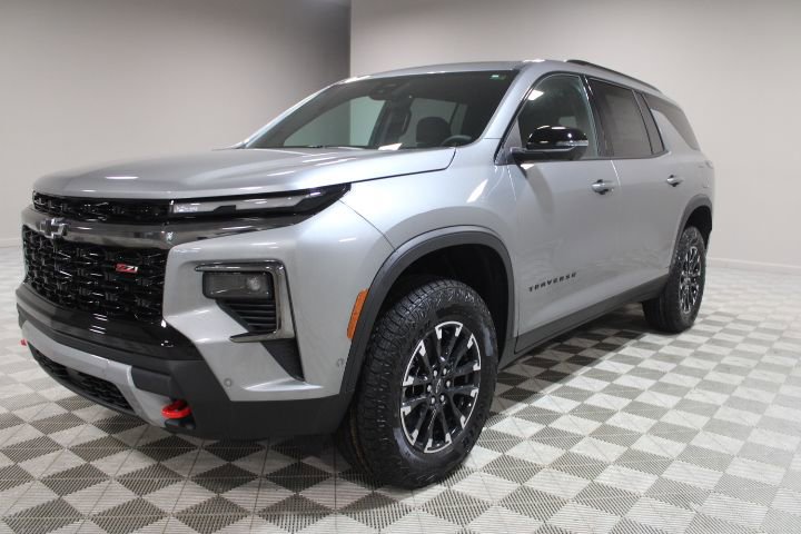 New 2026 Chevrolet Traverse Z71 w/ Enhanced Driving Package image 7