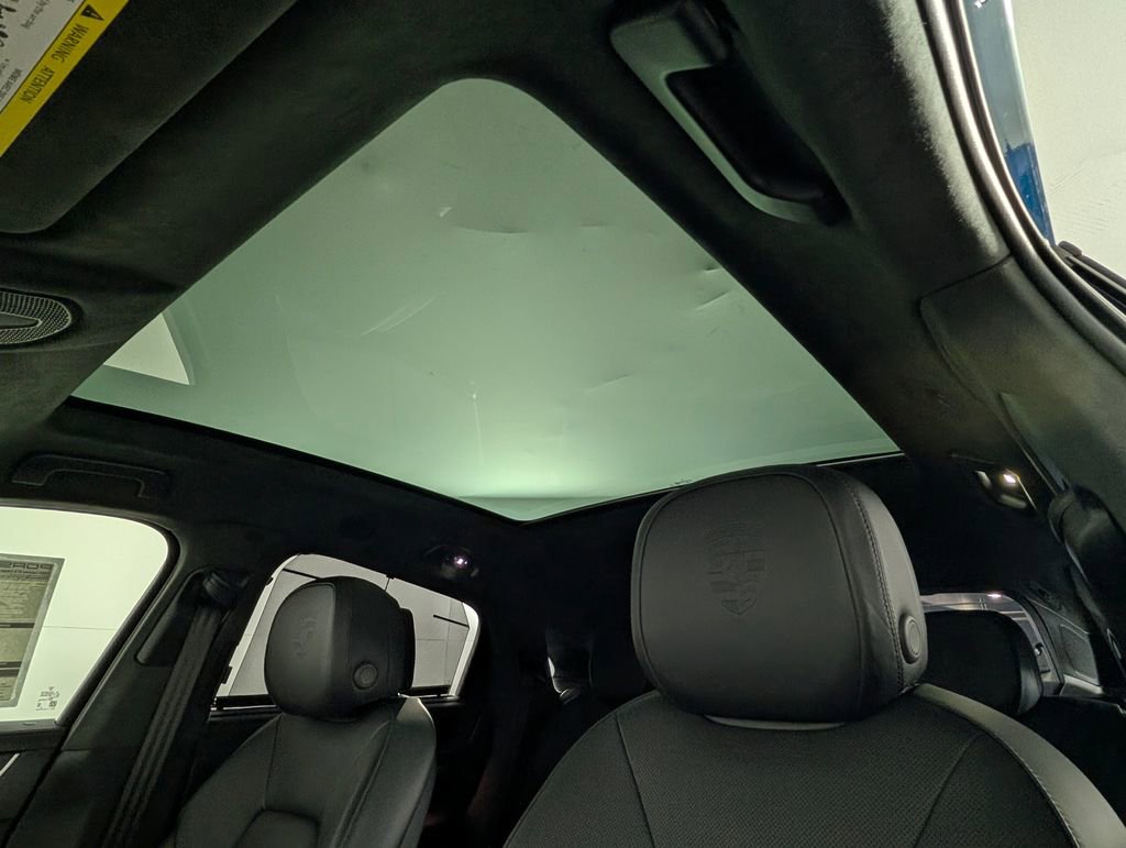 New 2026 Porsche Cayenne GTS image 30