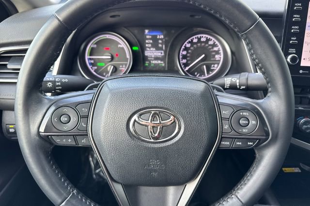 Used 2022 Toyota Camry SE image 25