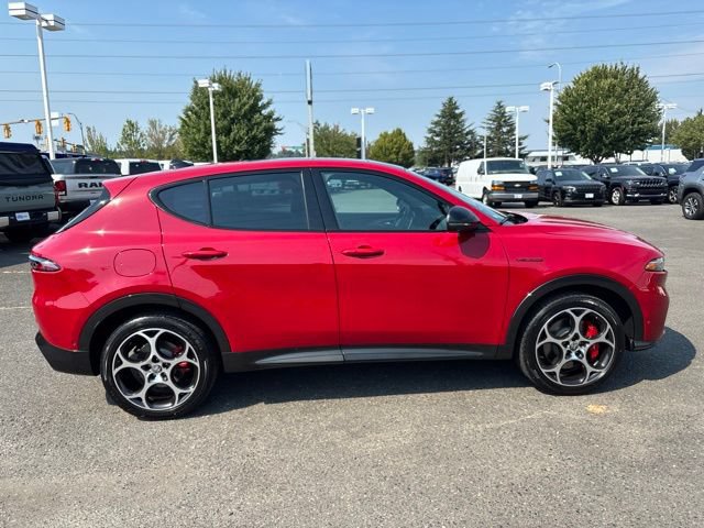 Used 2024 Alfa Romeo Tonale Veloce AWD/4WD image 5