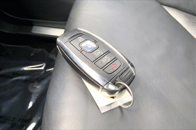 Used 2017 Lincoln MKC Select w/ Select Plus Package AWD/4WD image 11