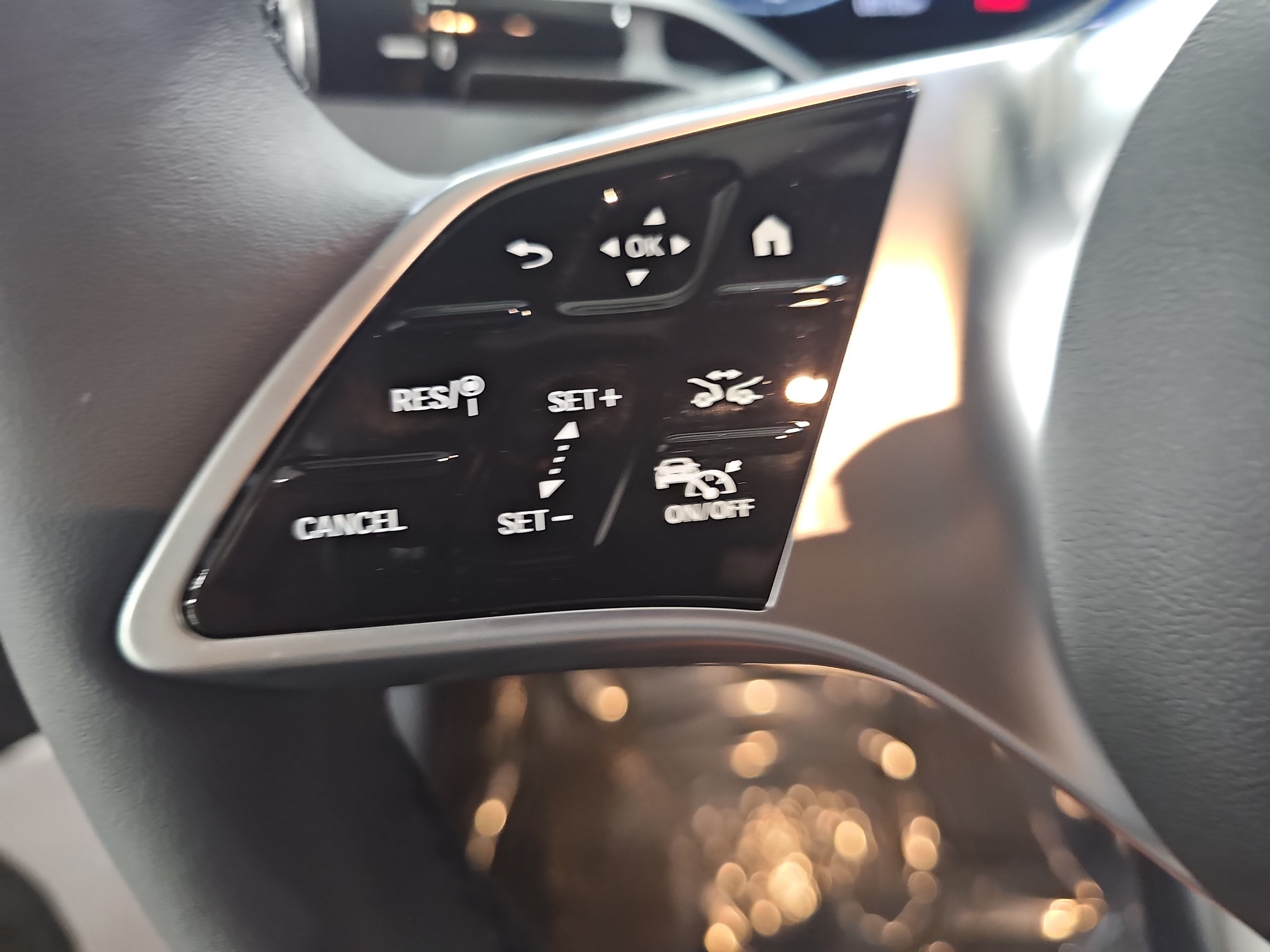 New 2026 Mercedes-Benz C 300 Sedan image 16