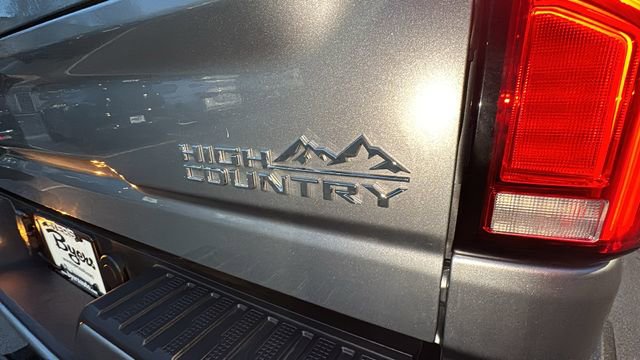 Used 2024 Chevrolet Silverado 2500 High Country w/ High Country Premium Package image 38