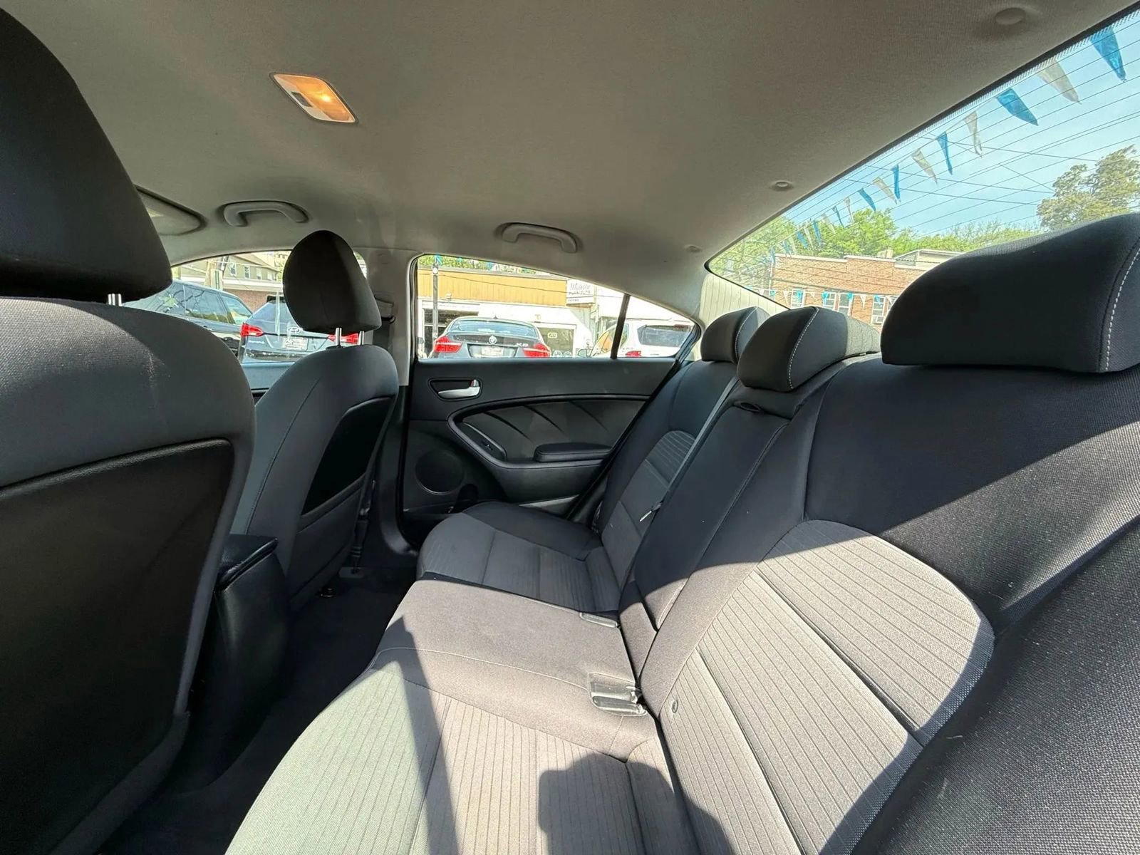 Used 2017 Kia Forte LX w/ LX Popular Package image 36