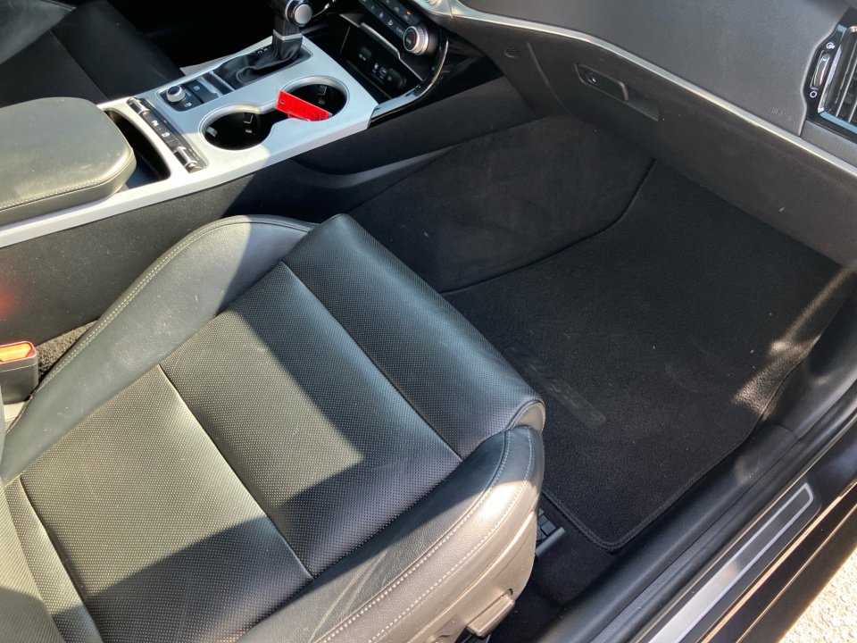 Used 2019 Kia Stinger GT RWD image 33