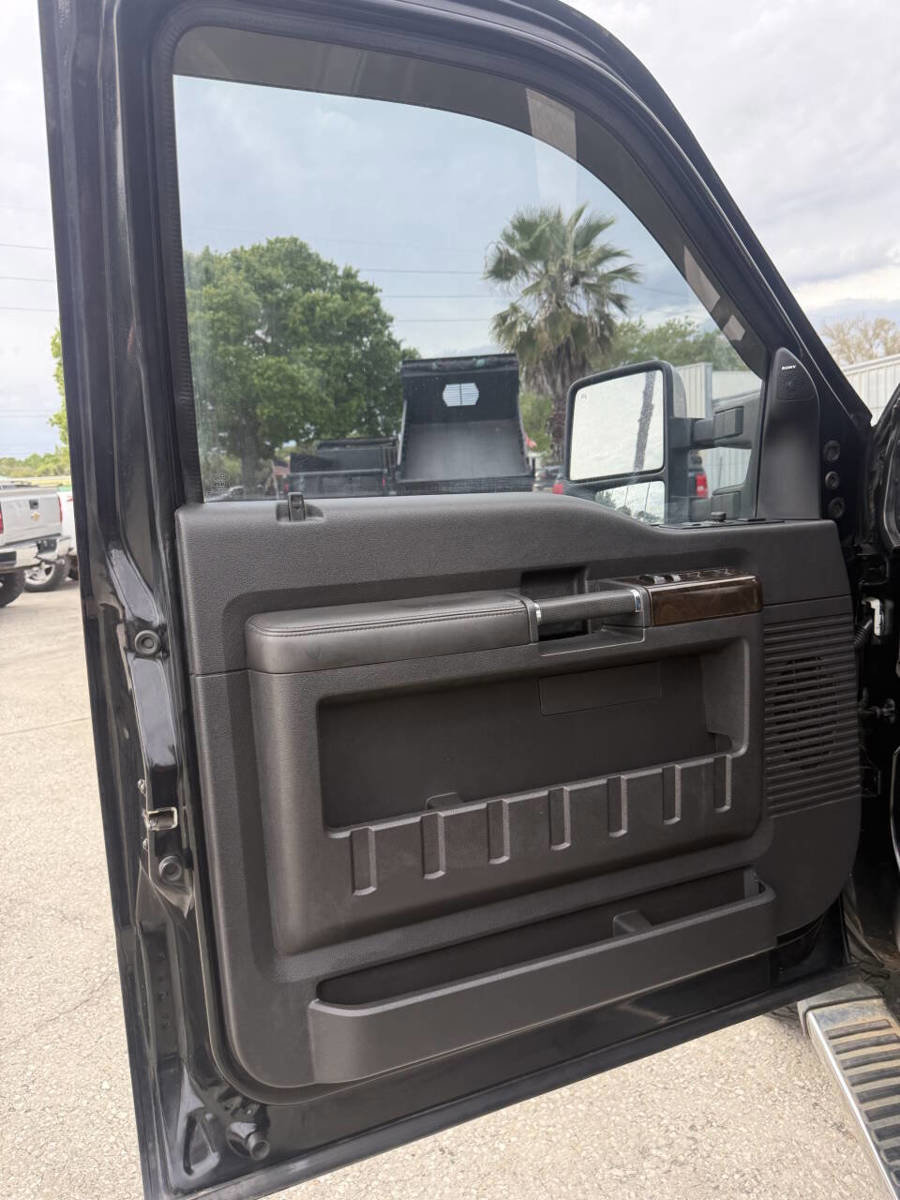 Used 2016 Ford F250 Platinum image 16