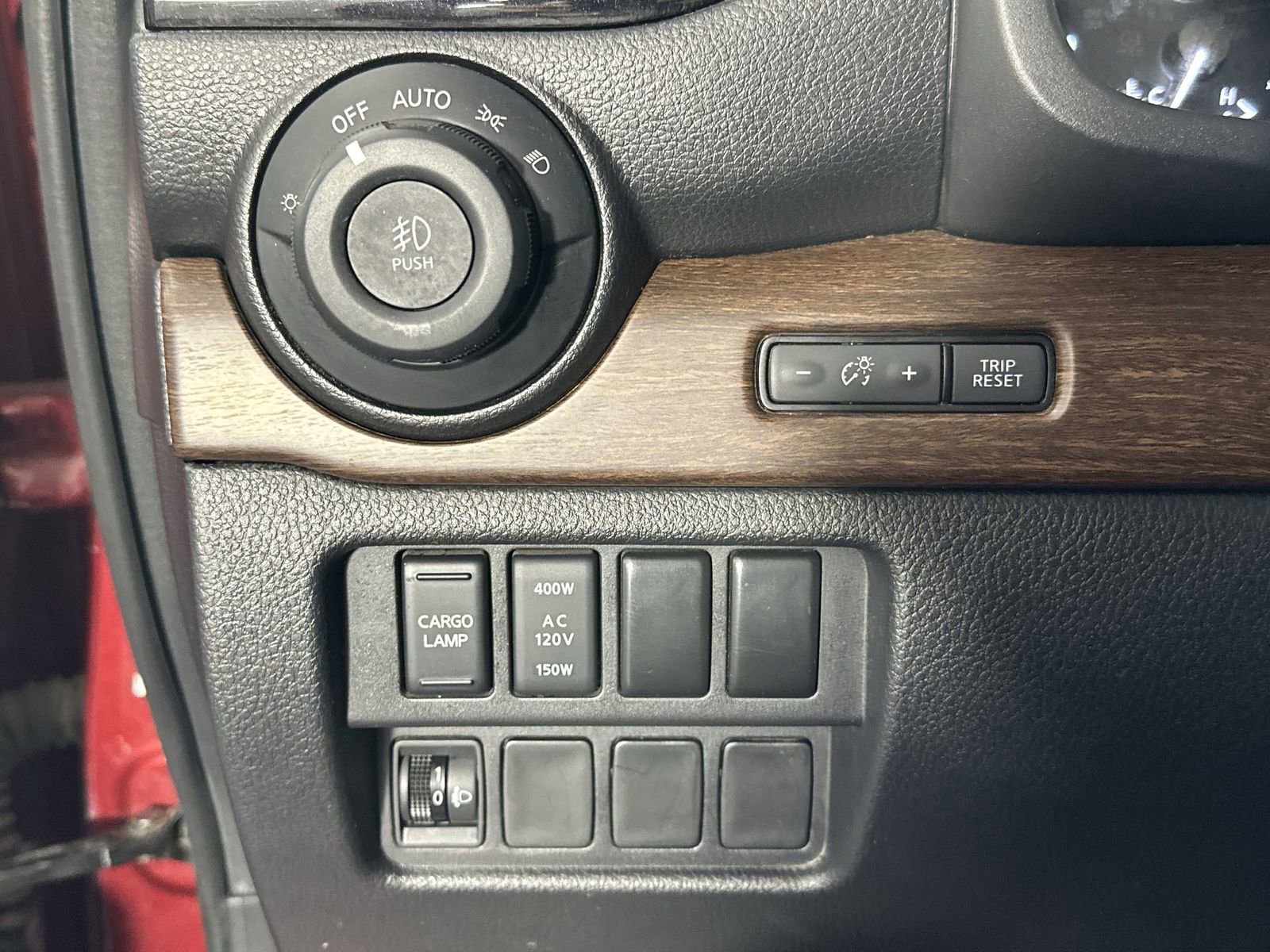 Certified 2021 Nissan Titan Platinum Reserve w/ Moonroof Package image 31