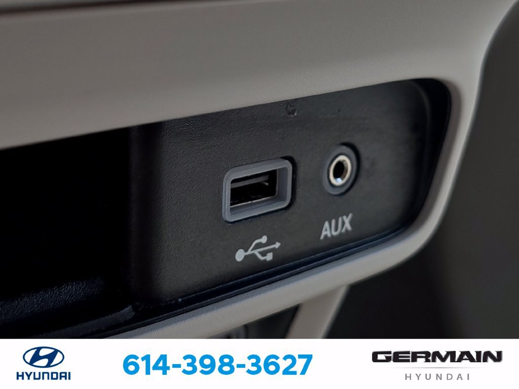 Used 2020 Chrysler Pacifica Touring-L Plus FWD image 33
