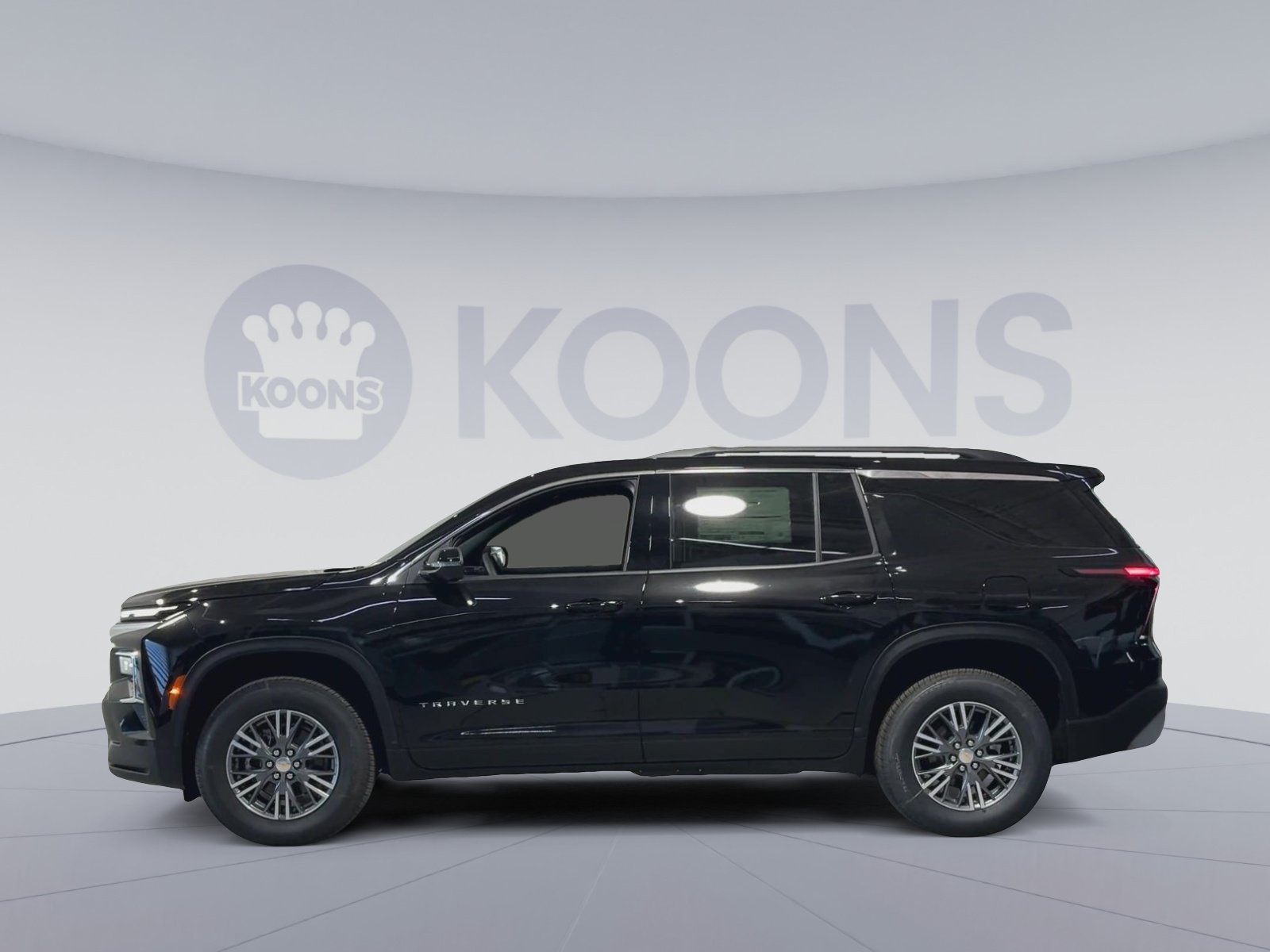 New 2026 Chevrolet Traverse LT w/ Driver Confidence Package FWD image 7