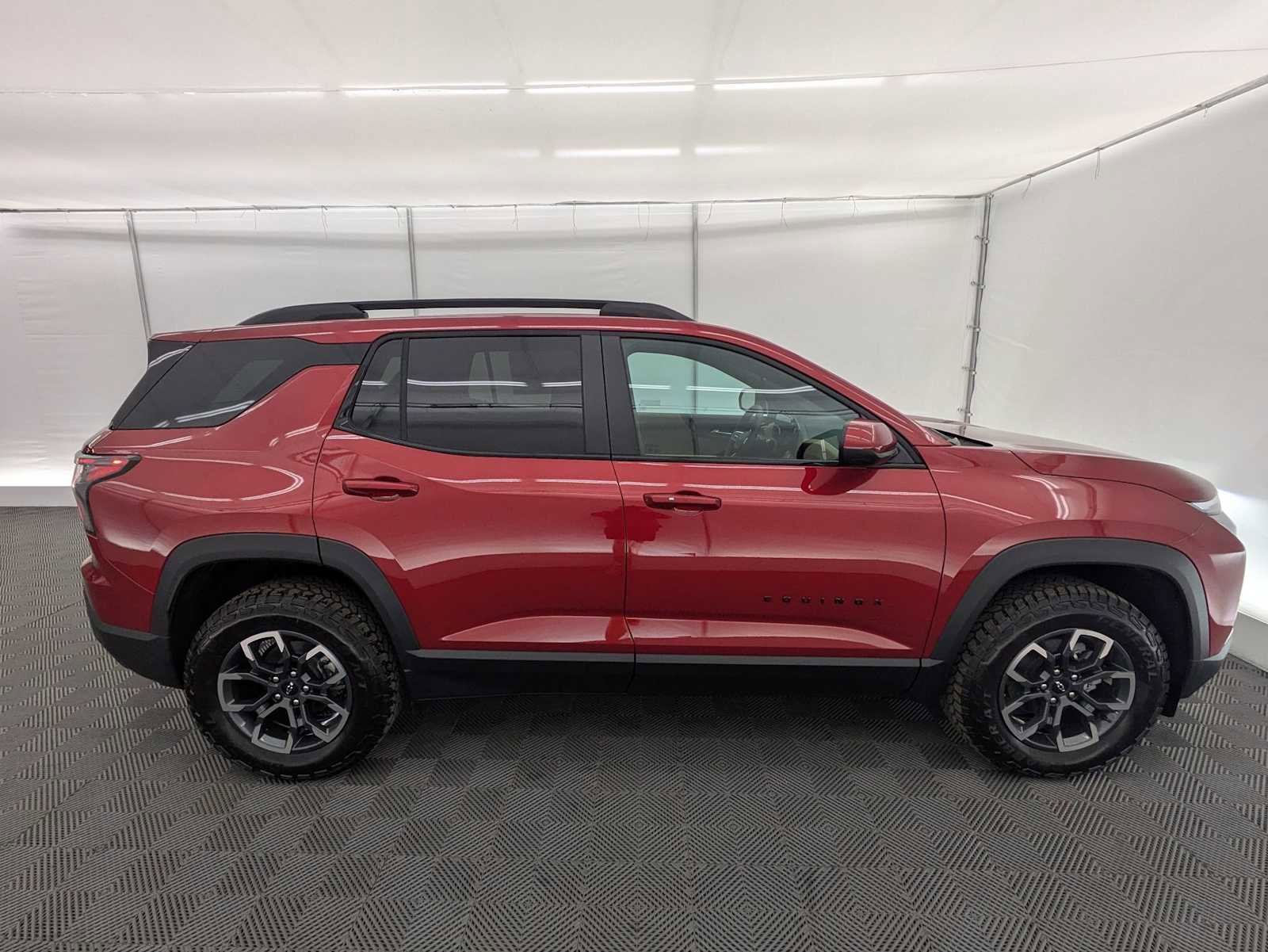 New 2026 Chevrolet Equinox ACTIV AWD/4WD image 7