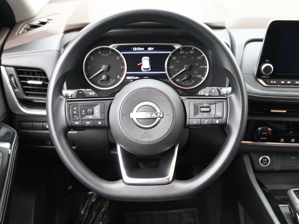 Used 2023 Nissan Rogue SV image 21