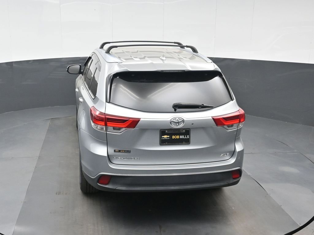Used 2018 Toyota Highlander XLE FWD image 20
