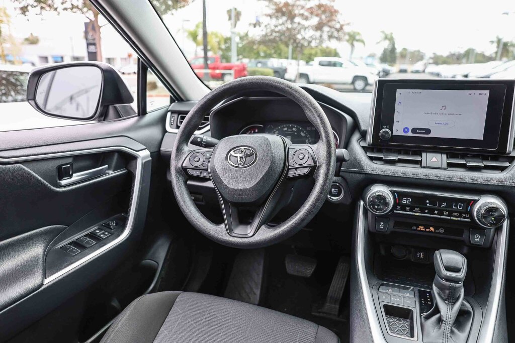 Certified 2025 Toyota RAV4 XLE FWD image 4