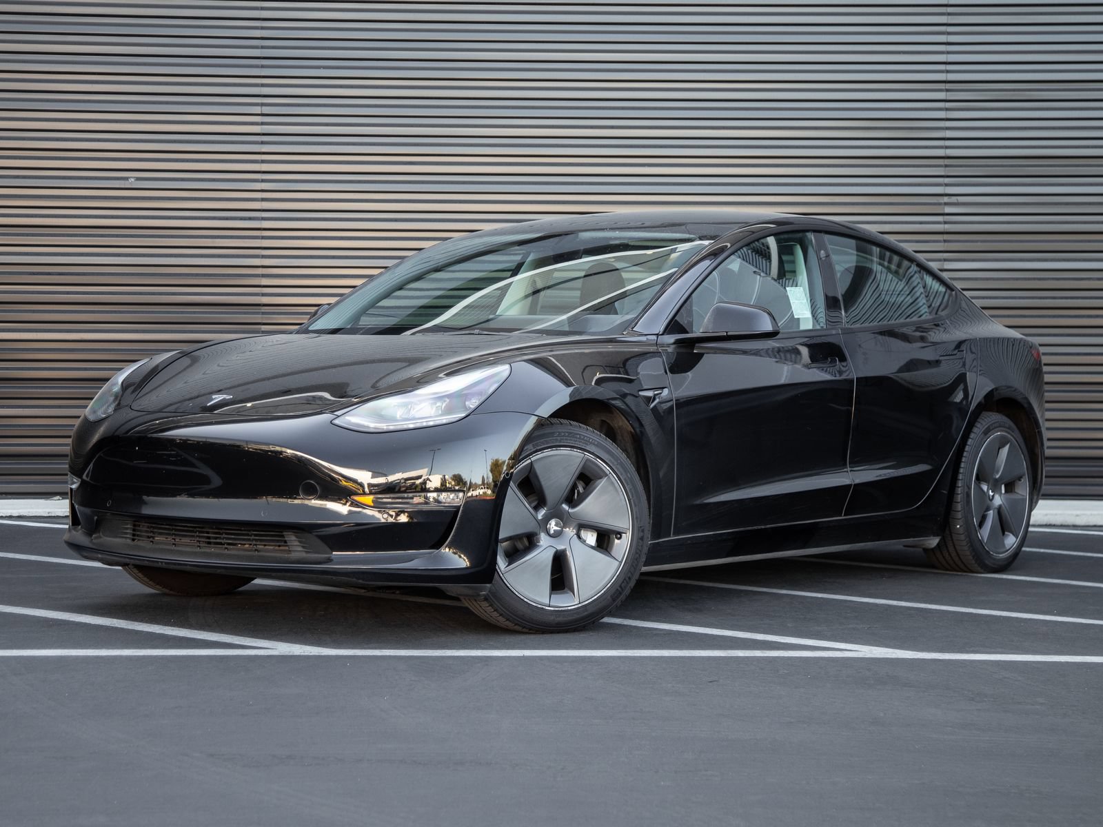 Used 2022 Tesla Model 3 Long Range AWD/4WD video 1