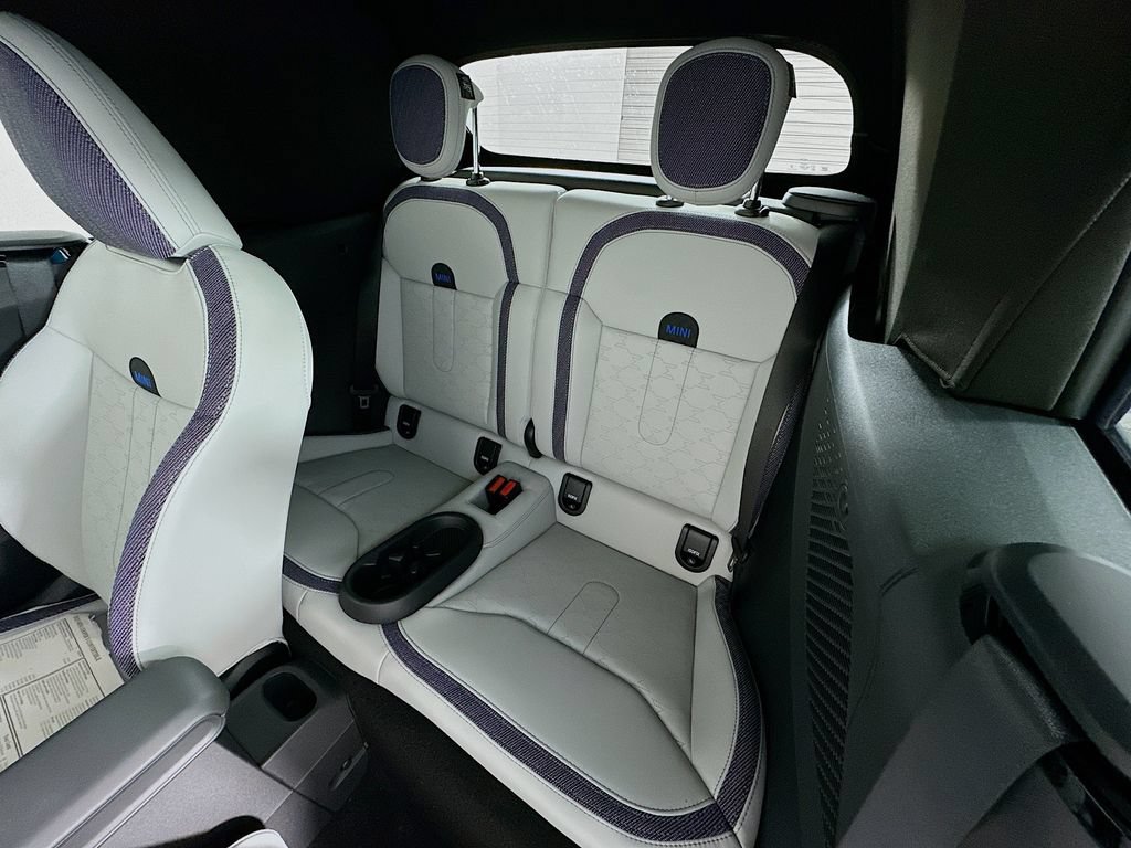 Certified 2025 MINI Cooper S FWD image 17