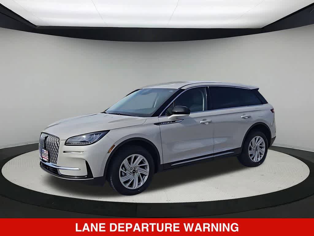 Used 2023 Lincoln Corsair FWD image 4