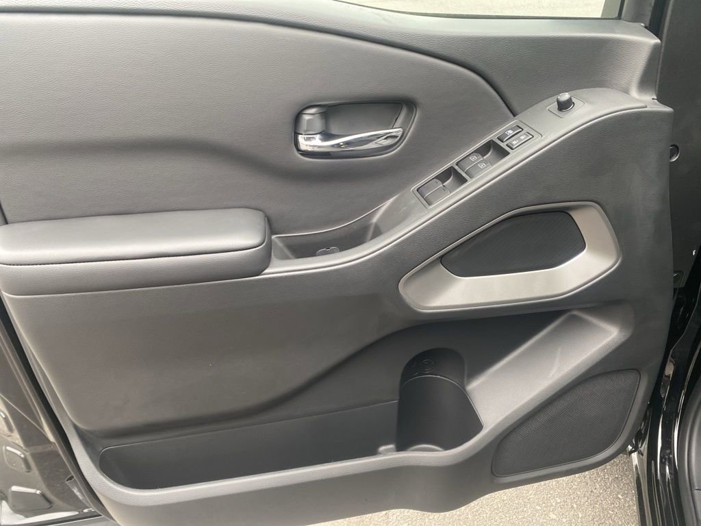 New 2026 Nissan Frontier SV w/ SV Convenience Package image 13
