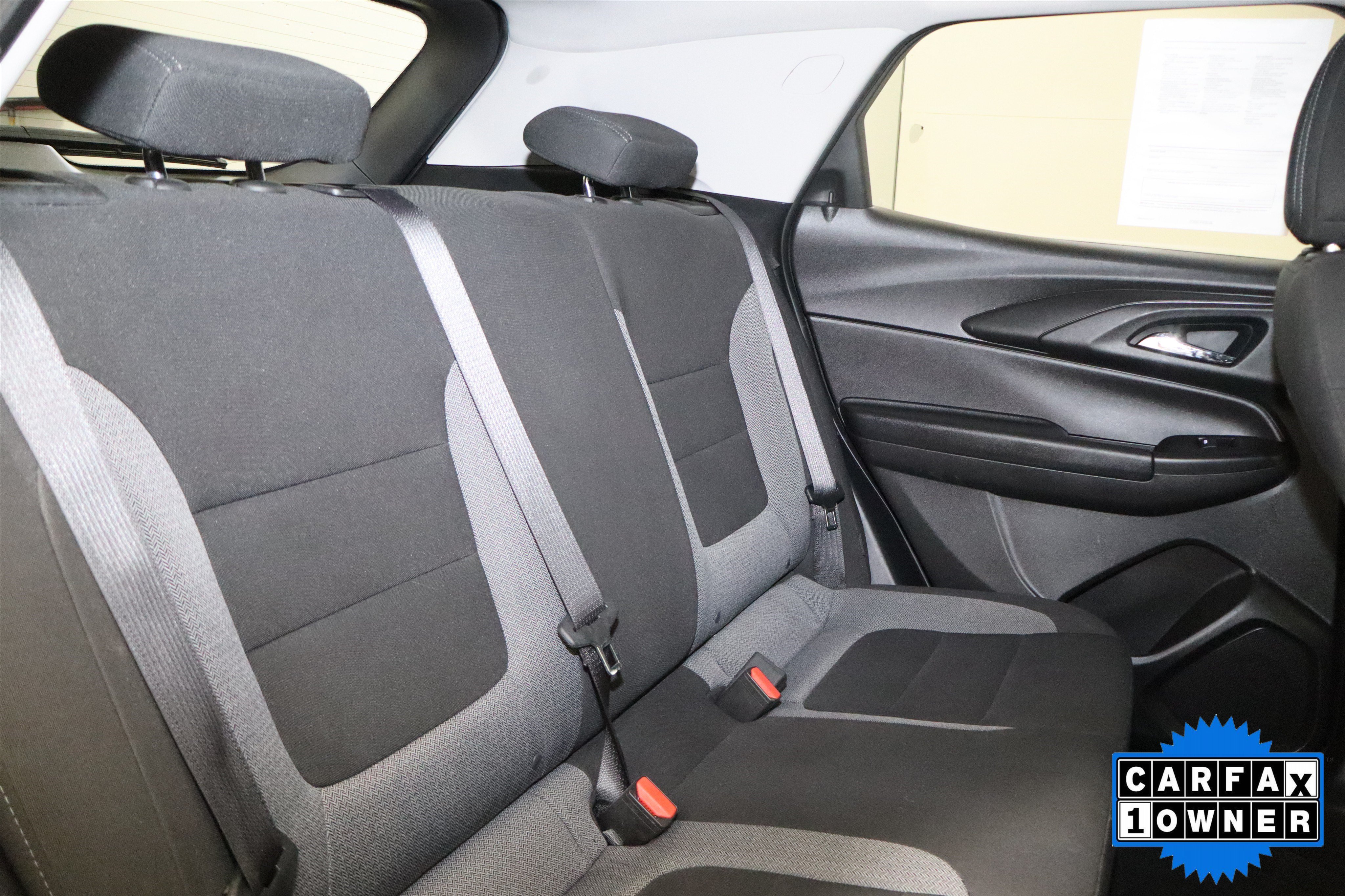 Used 2025 Chevrolet TrailBlazer LT AWD/4WD image 21