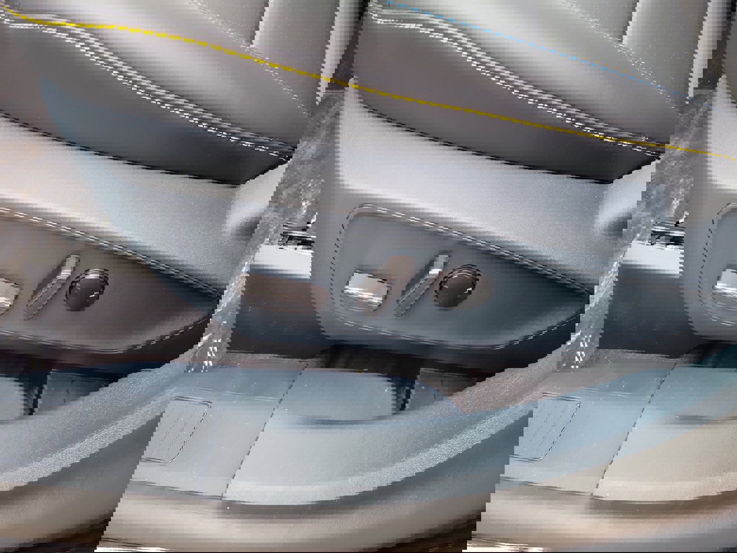 New 2025 Ford Maverick Lobo image 18