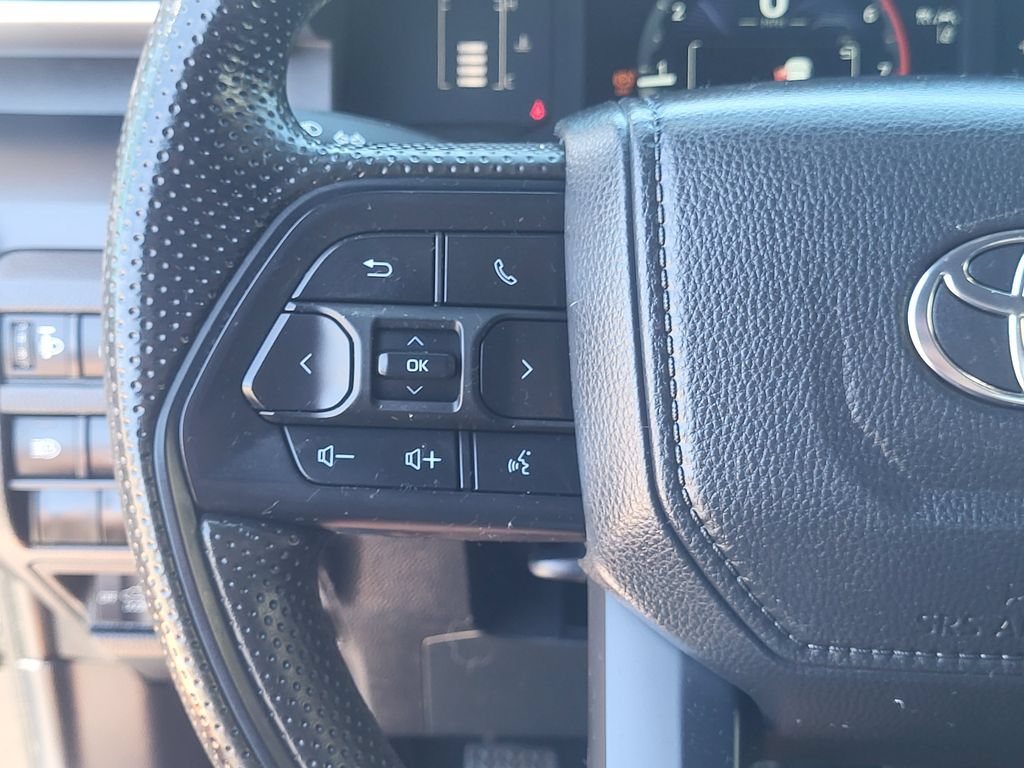 Used 2024 Toyota Tacoma SR AWD/4WD image 19