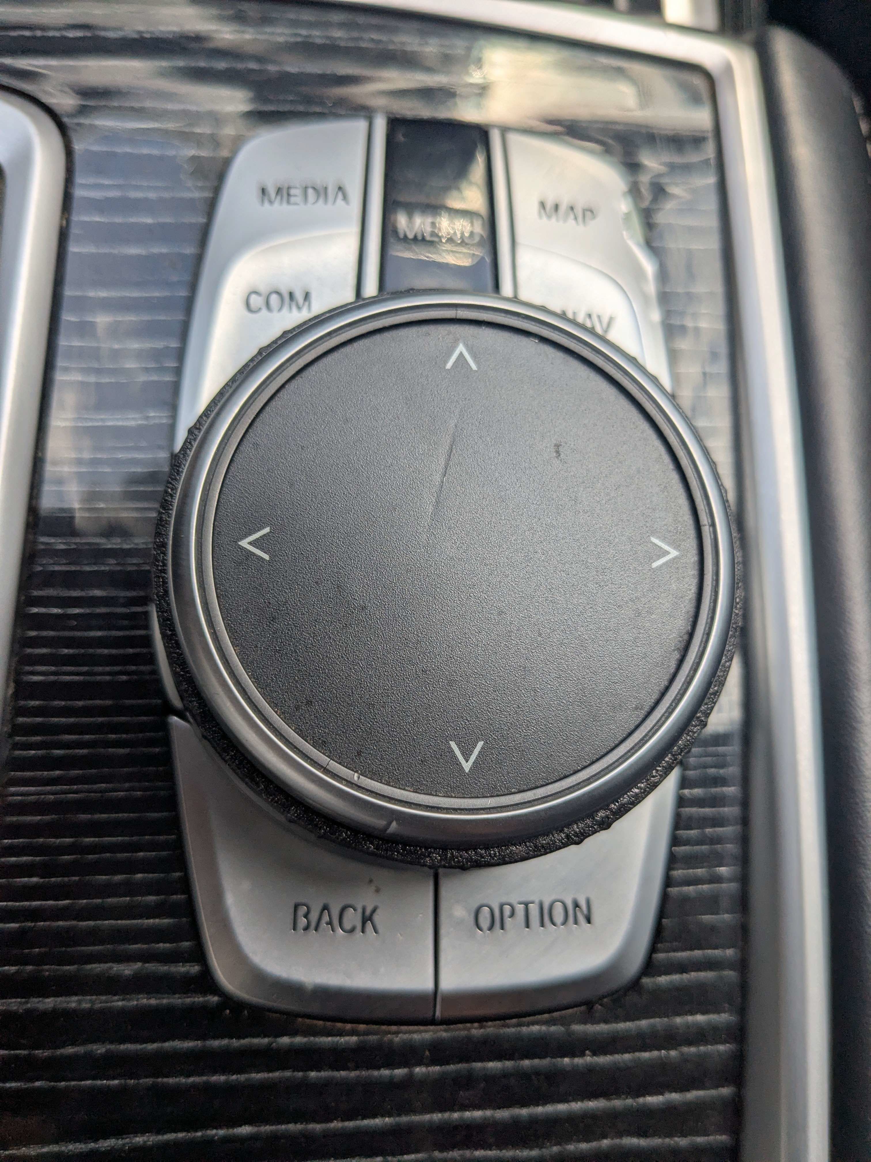 Used 2022 BMW 750Li xDrive AWD/4WD image 26