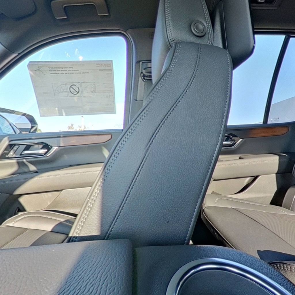 New 2026 GMC Yukon Denali w/ Denali Reserve Package image 38