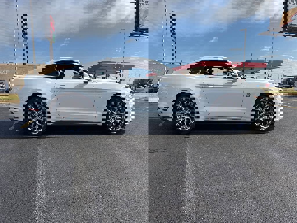 Used 2022 Ford Mustang GT Premium RWD image 7