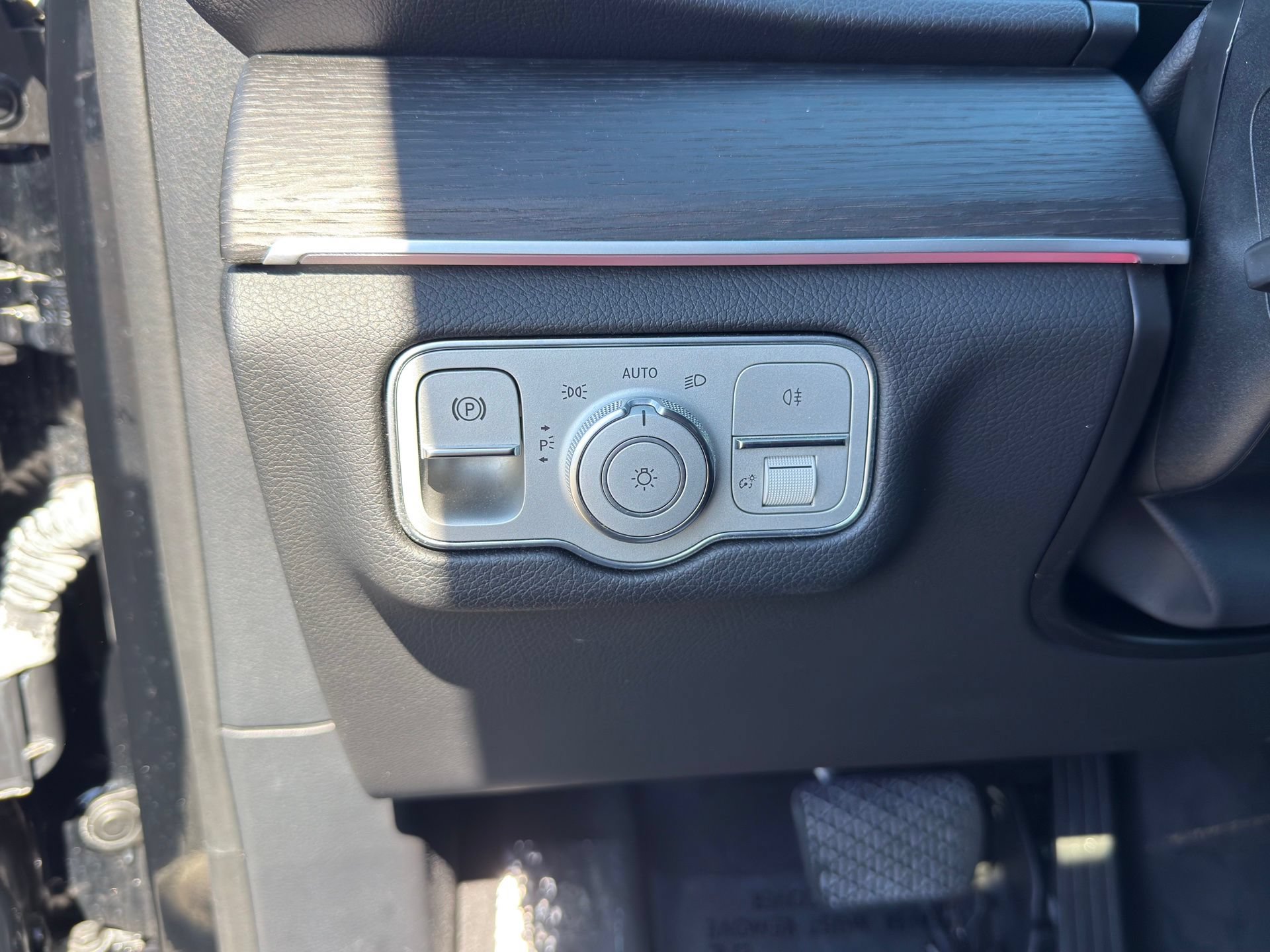 Used 2023 Mercedes-Benz GLE 350 w/ Premium Package image 20