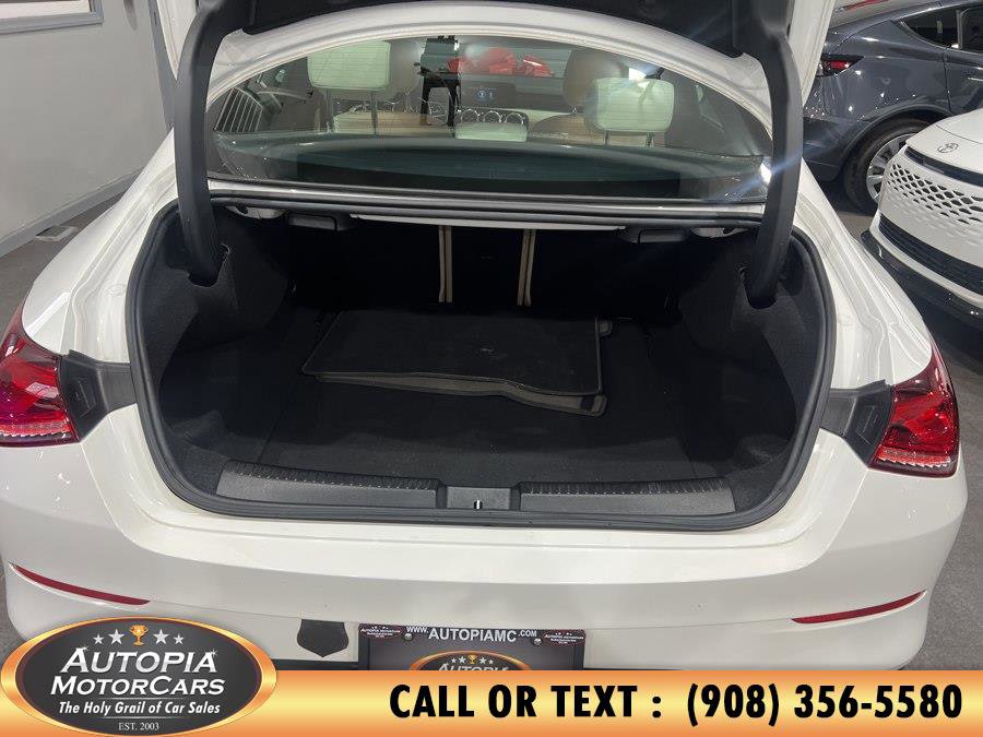 Used 2023 Mercedes-Benz CLA 250 4MATIC image 18