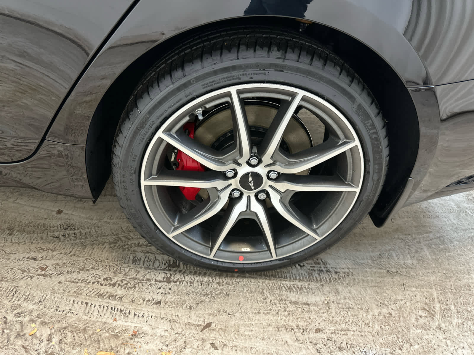 New 2025 Genesis G70 2.5T image 8