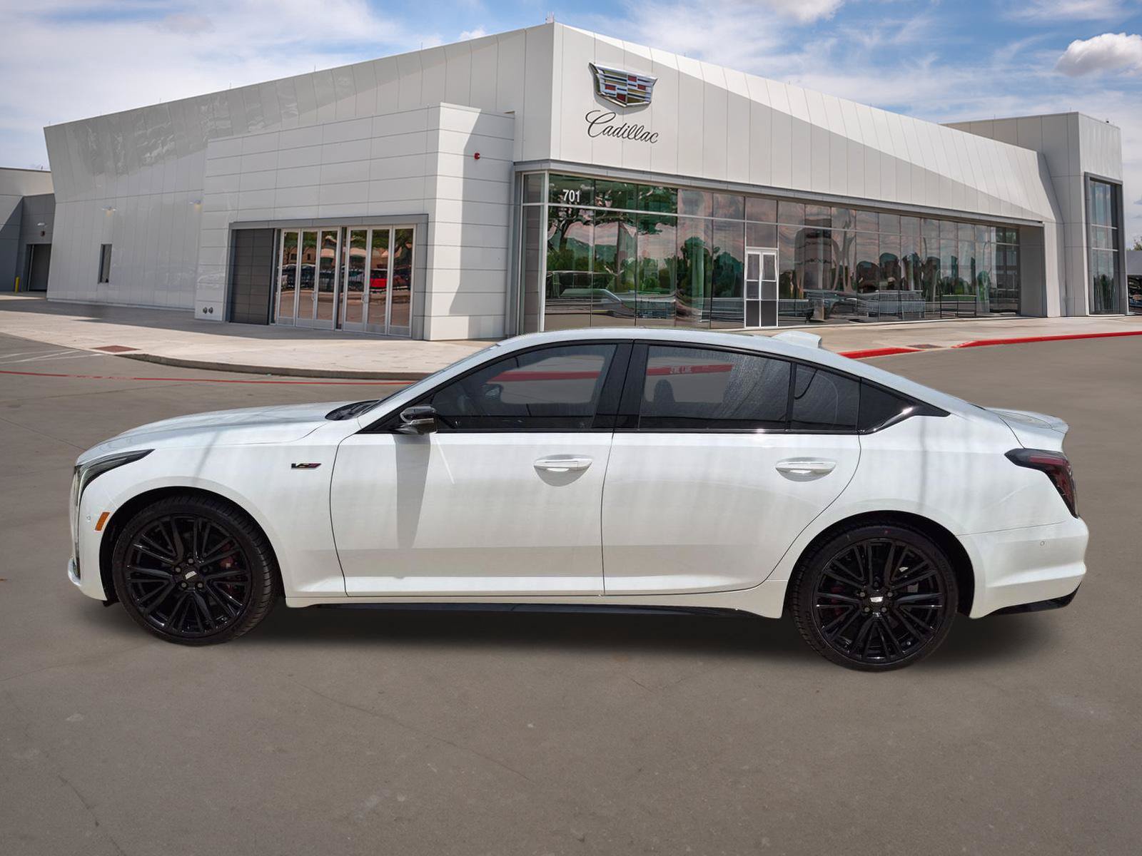 New 2026 Cadillac CT5 V w/ LPO, ONYX Package AWD/4WD image 3