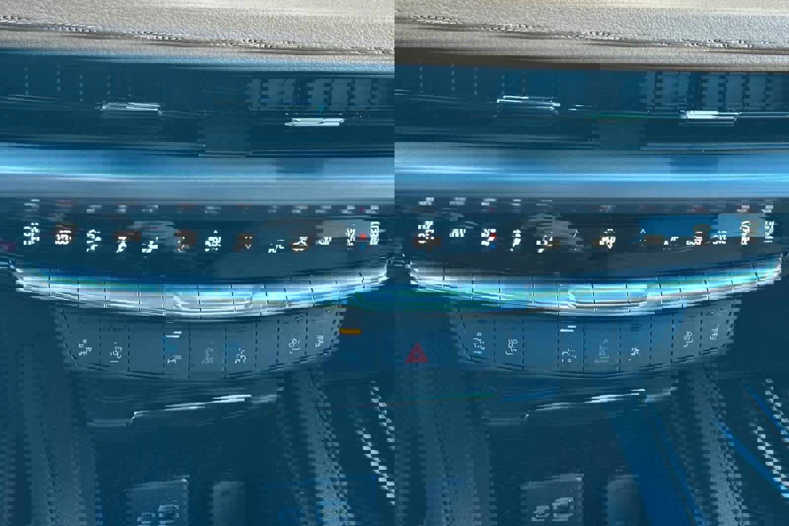 Used 2024 Cadillac XT4 Sport image 23