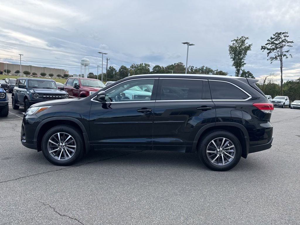 Used 2018 Toyota Highlander XLE image 6