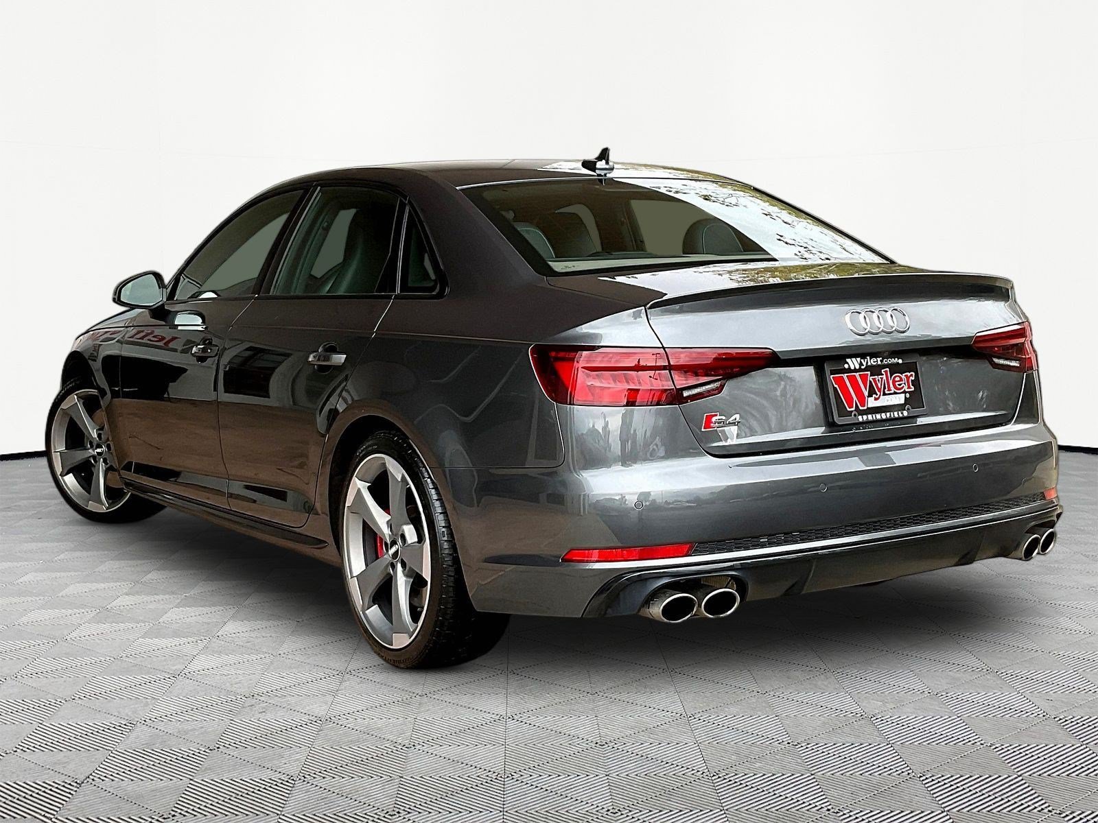 Used 2019 Audi S4 Premium Plus w/ Premium Plus Package AWD/4WD image 4