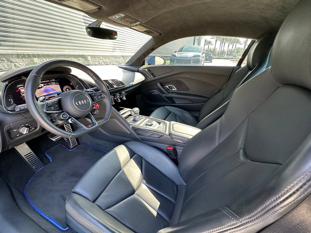 Used 2023 Audi R8 V10 performance RWD image 4