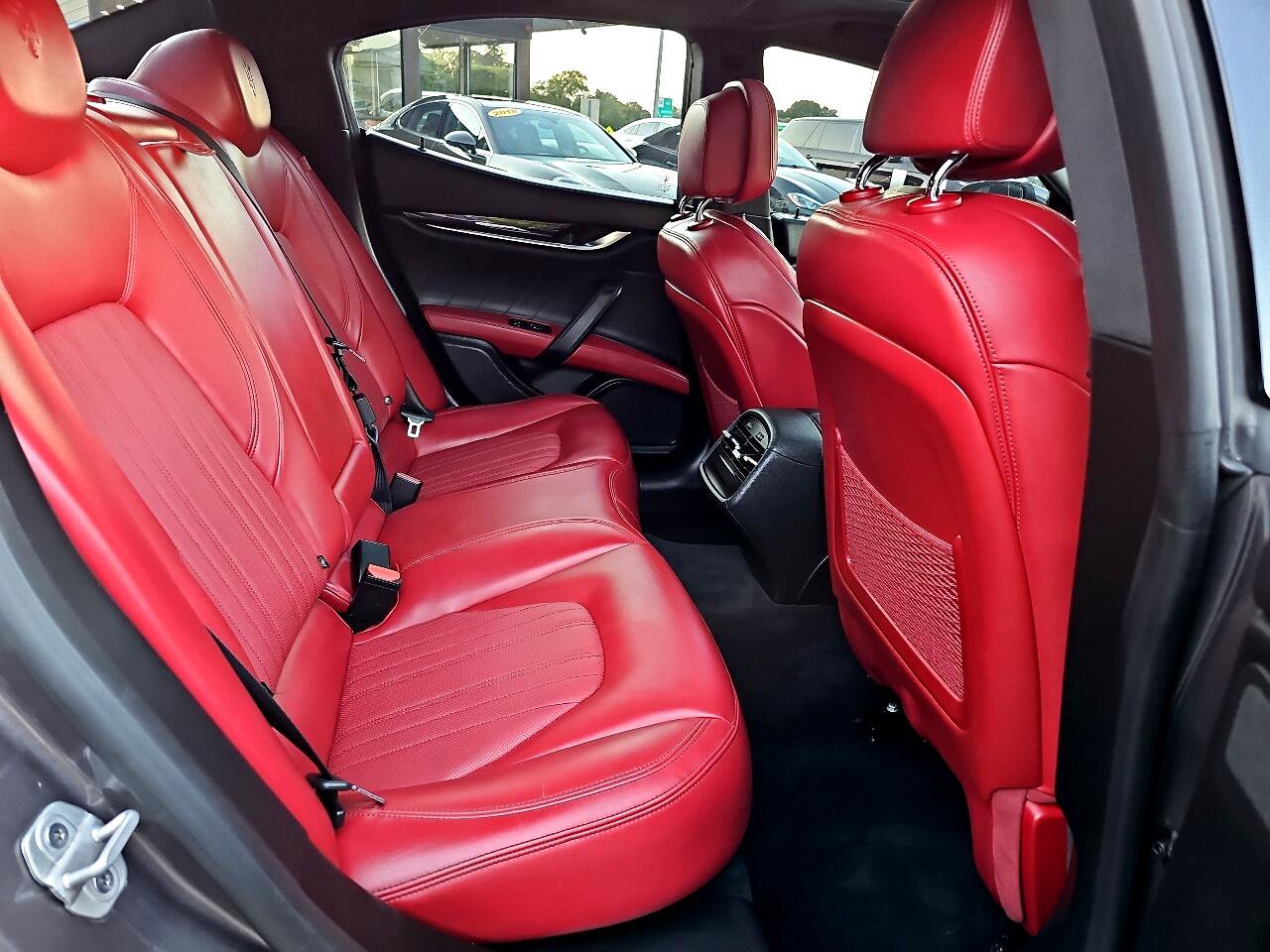 Used 2022 Maserati Ghibli Modena image 38