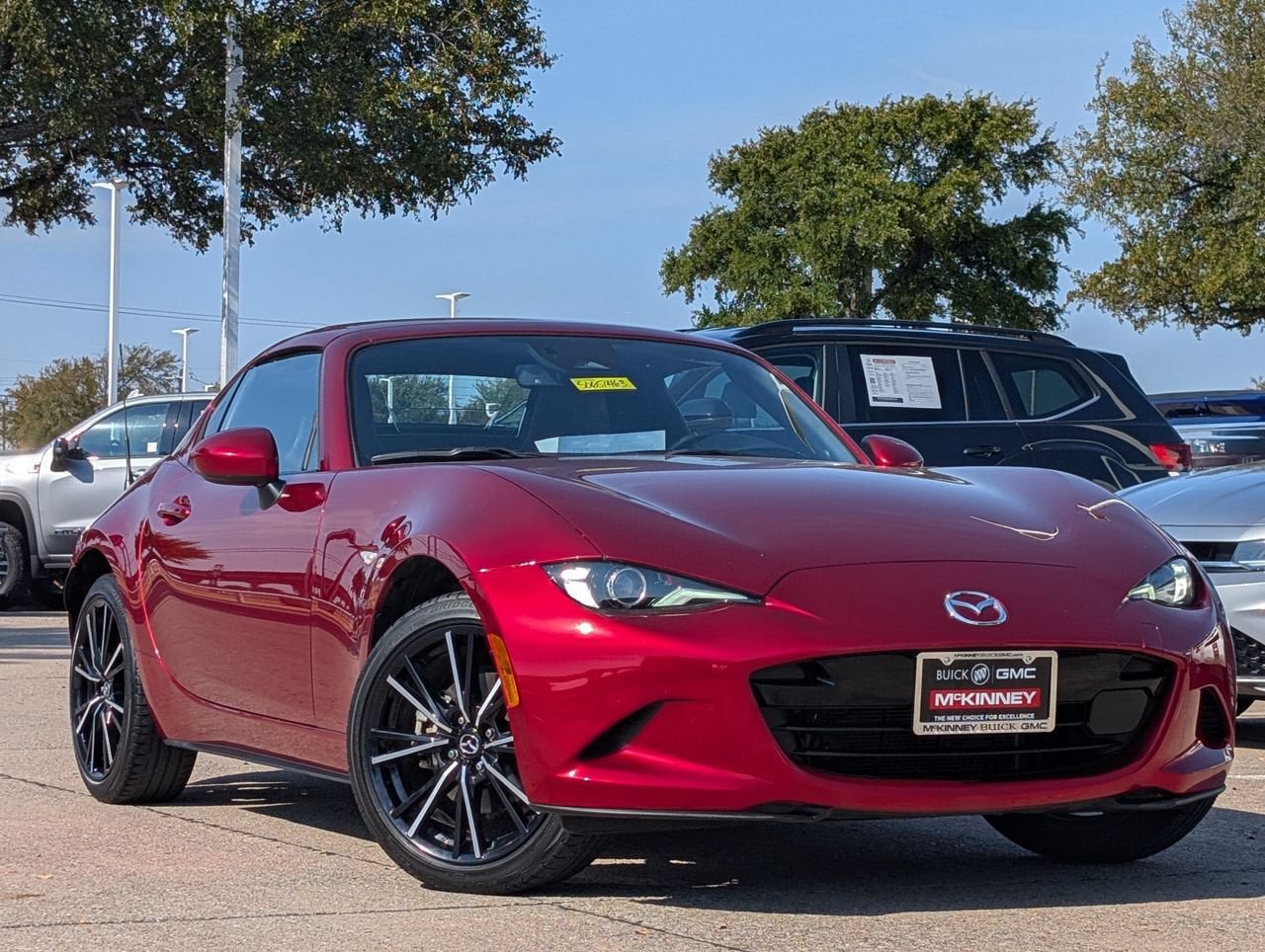 Used 2025 MAZDA MX-5 Miata RF Grand Touring RWD image 2