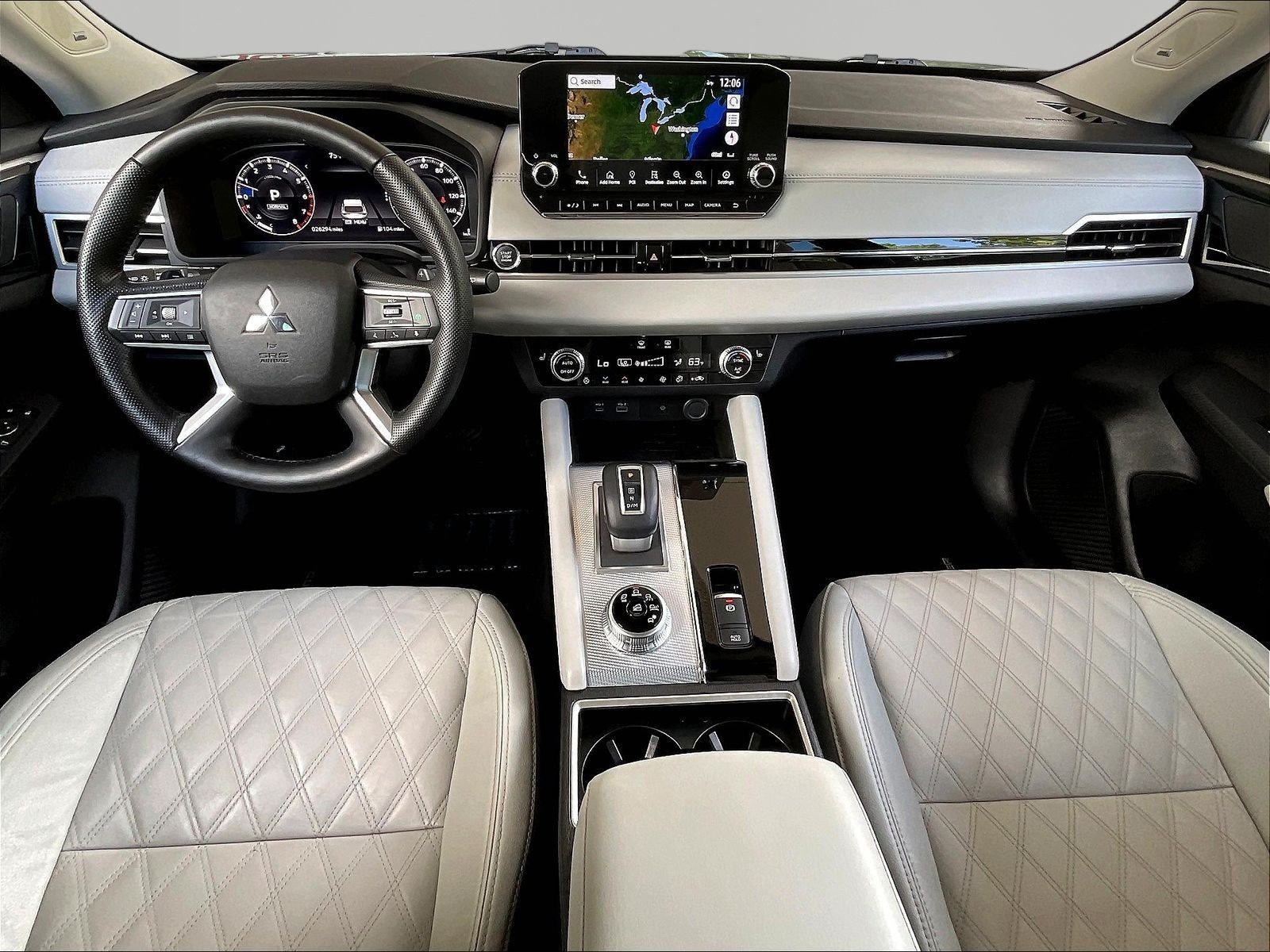 Used 2023 Mitsubishi Outlander SEL FWD image 7