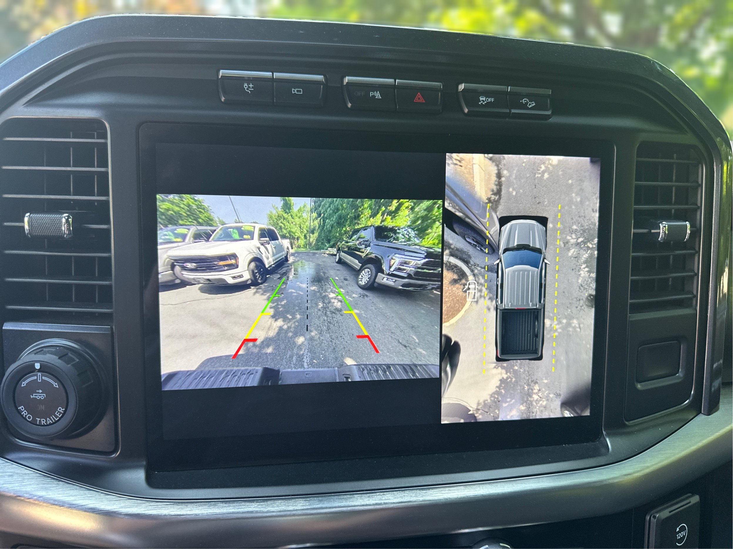 Used 2023 Ford F150 Lariat AWD/4WD image 27