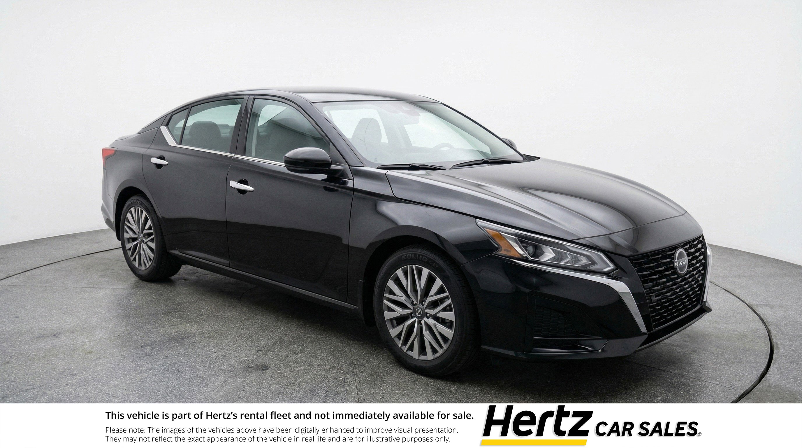 Used 2025 Nissan Altima 2.5 SV FWD image 1