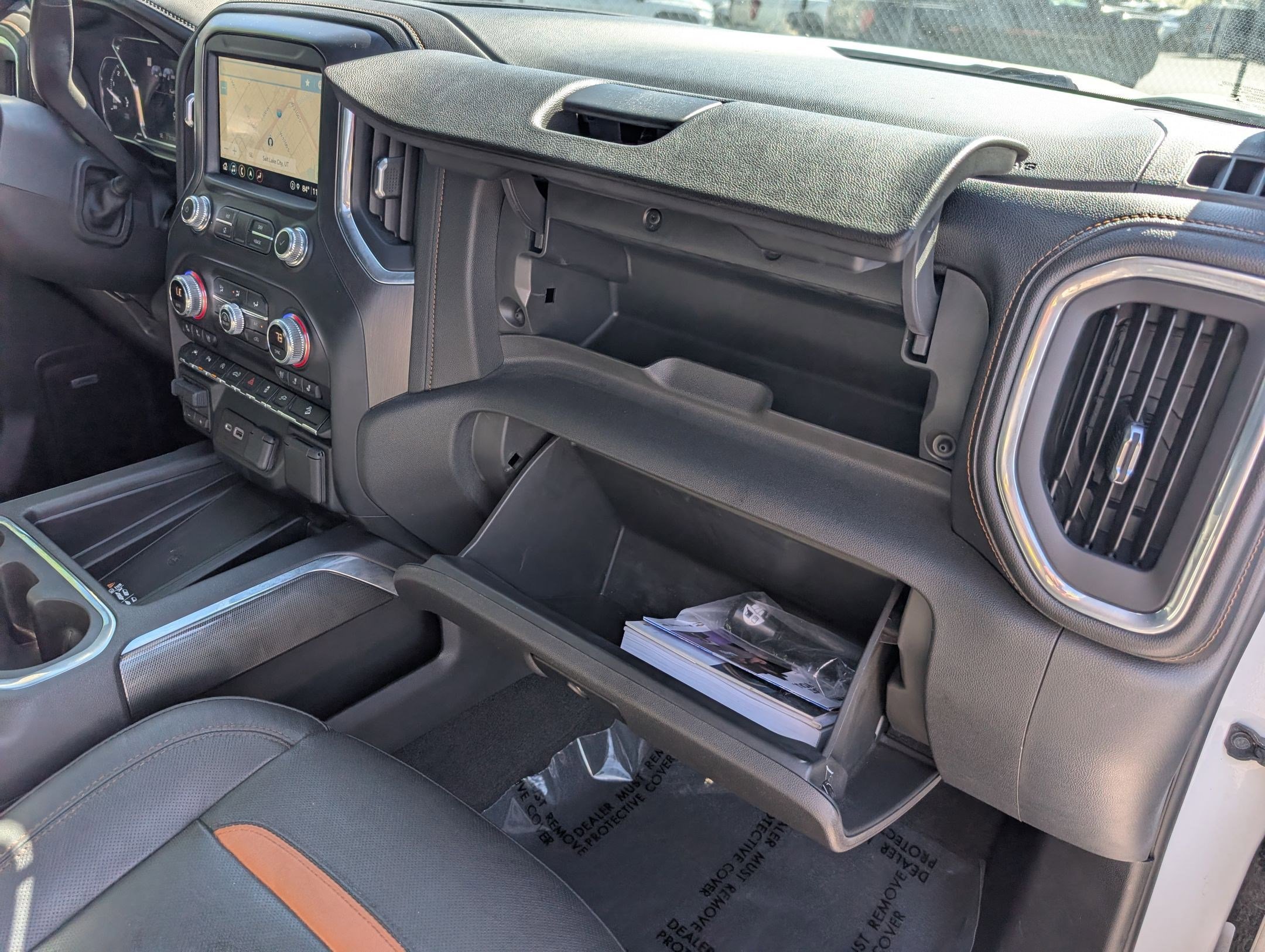 Used 2021 GMC Sierra 1500 AT4 w/ Technology Package image 29