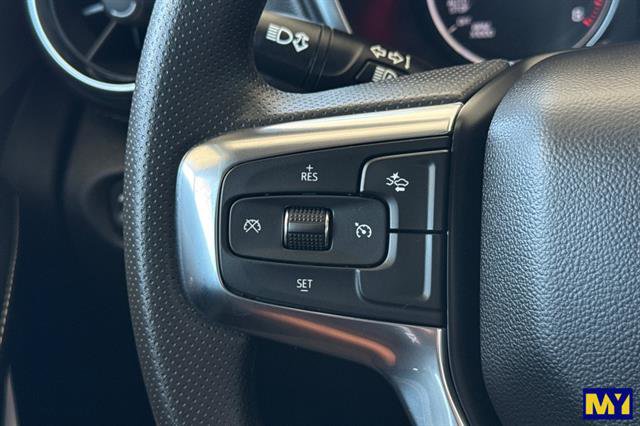 Certified 2025 Chevrolet Blazer LT w/ Convenience Package image 28