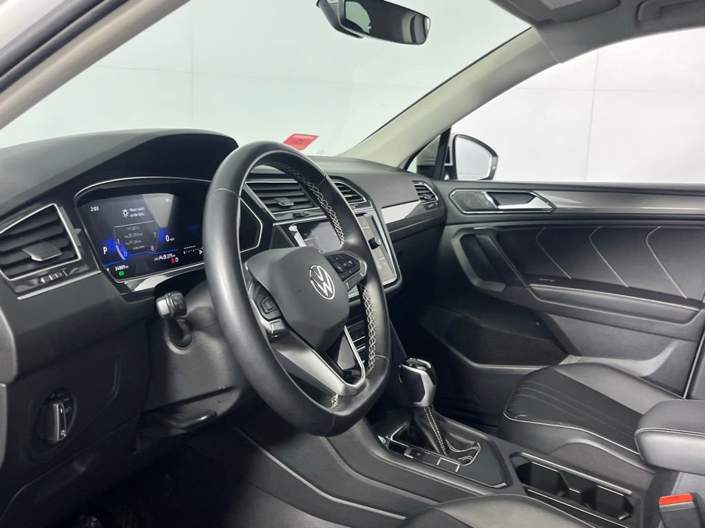 Used 2024 Volkswagen Tiguan Wolfsburg Edition image 21