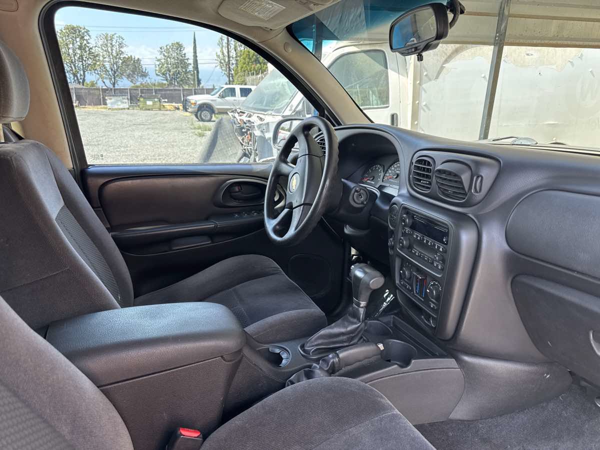 Used 2009 Chevrolet TrailBlazer LT RWD image 11